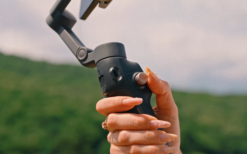 Close up of side wheel with finger